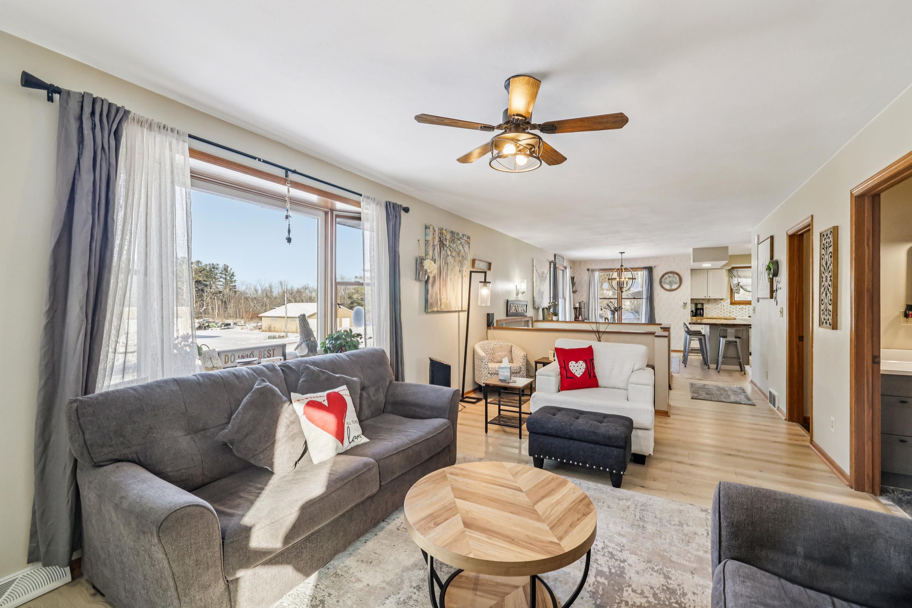 N6726 Blackhawk Portage, WI 53901 - Photo 10 of 36