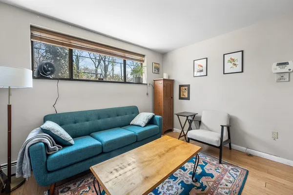 $529,900 | 5 Centre Street, Unit 11, Cambridge, MA 02138