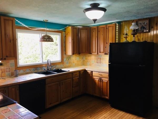 39 Searle Road Huntington, MA 01050 - Photo 8 of 28