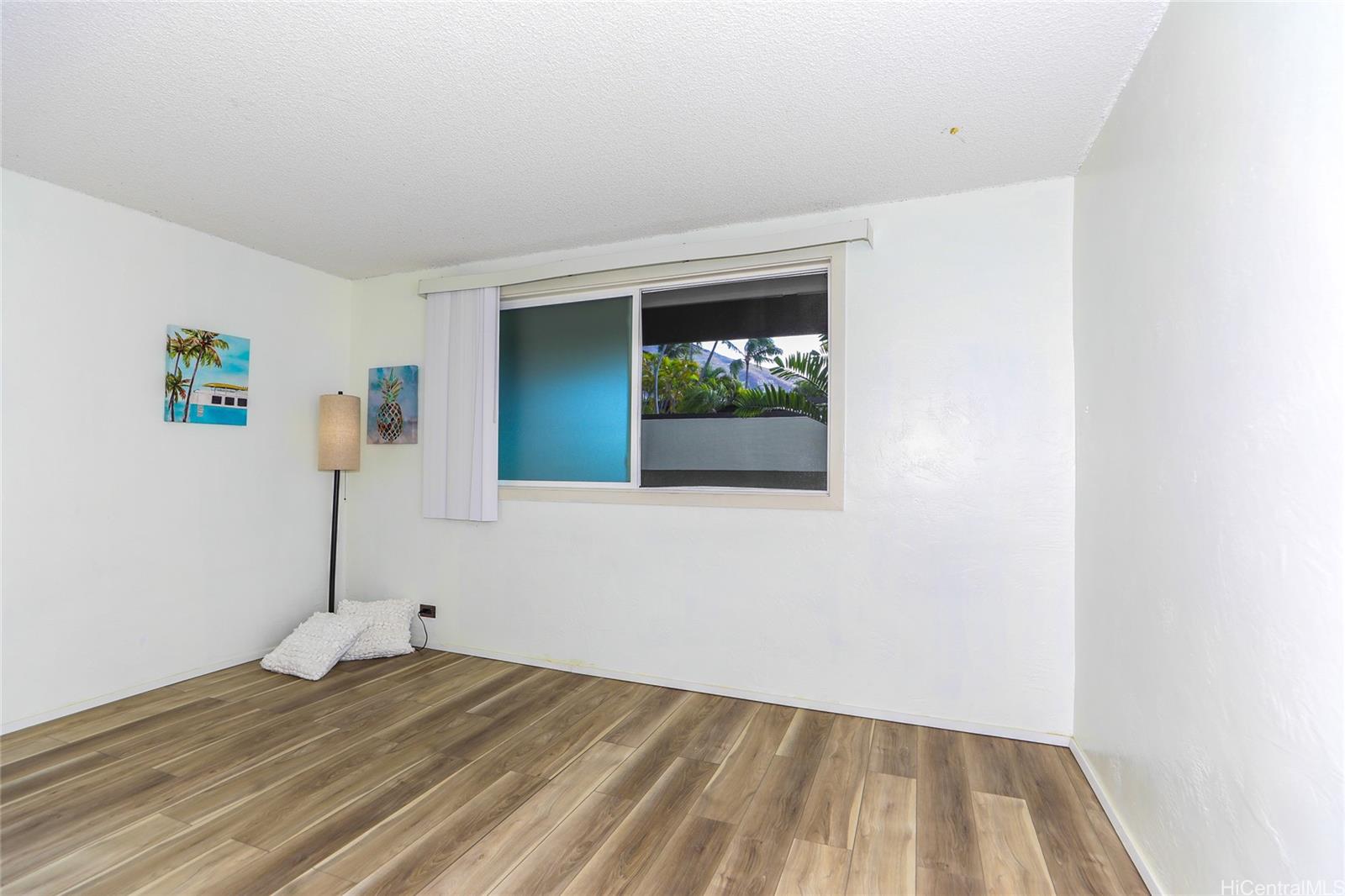 500 Lunalilo Home Road, Unit 22H Honolulu, HI 96825 - Photo 13 of 25 Large Guest Bedroom!