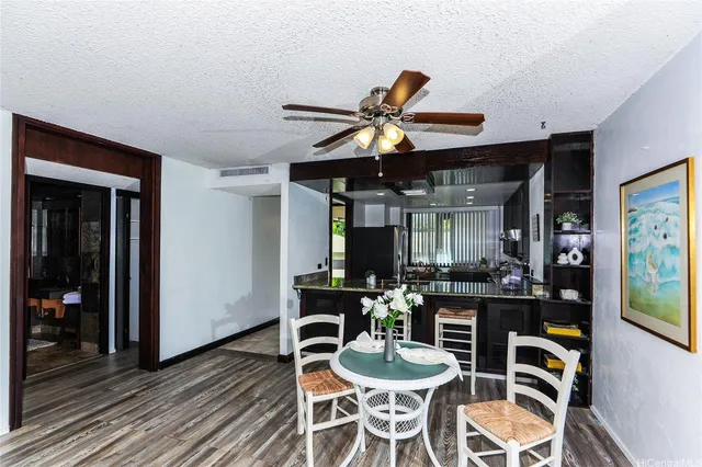 $805,000 | 500 Lunalilo Home Road, Unit 22H, Honolulu, HI 96825