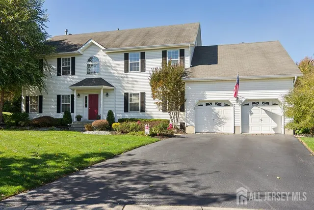 $1,100,000 | 33 Samantha Circle, Old Bridge, NJ 07747
