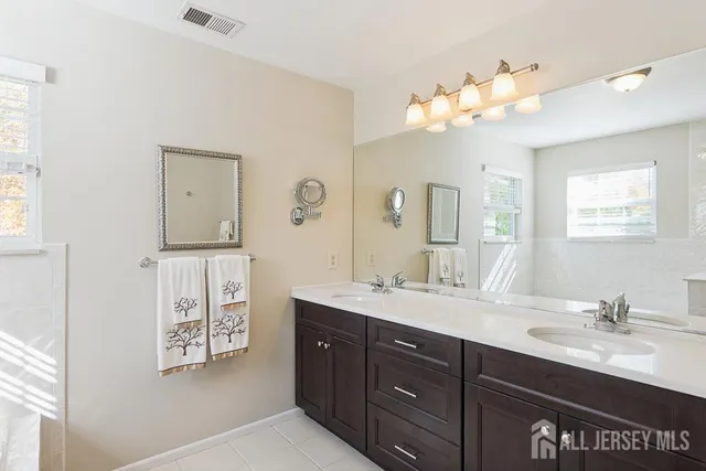 $1,100,000 | 33 Samantha Circle, Old Bridge, NJ 07747