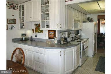 1988 Valley Road Annapolis, MD 21401 - Photo 2 of 15 Kitchen