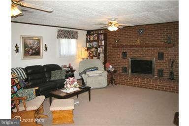 1988 Valley Road Annapolis, MD 21401 - Photo 8 of 15 Interior (General)