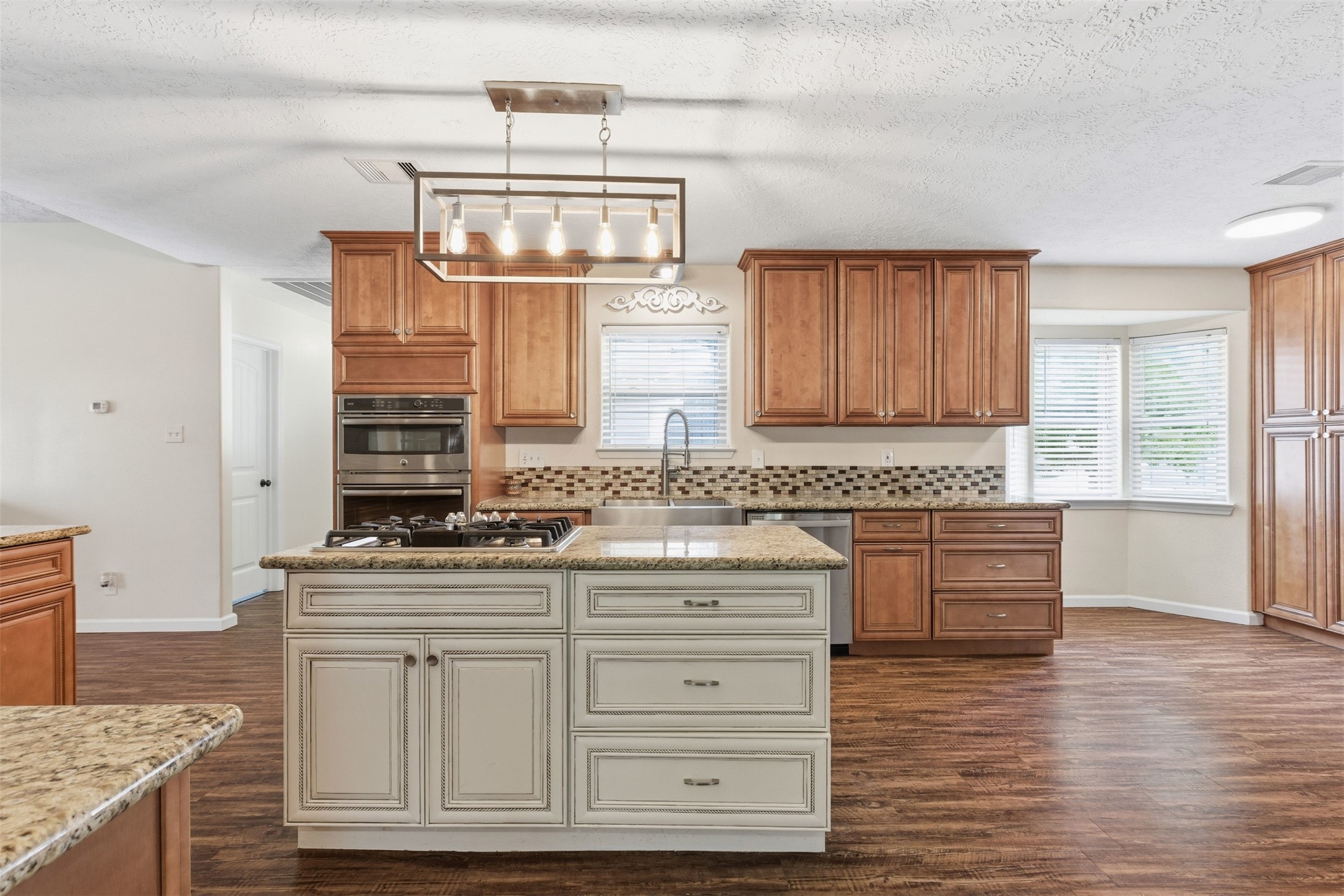 1130 Allen Street Hempstead, TX 77445 - Photo 8 of 44