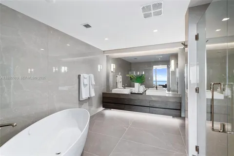 $2,995,000 | 1116 North Ocean Boulevard, Unit 1404, Pompano Beach, FL 33062