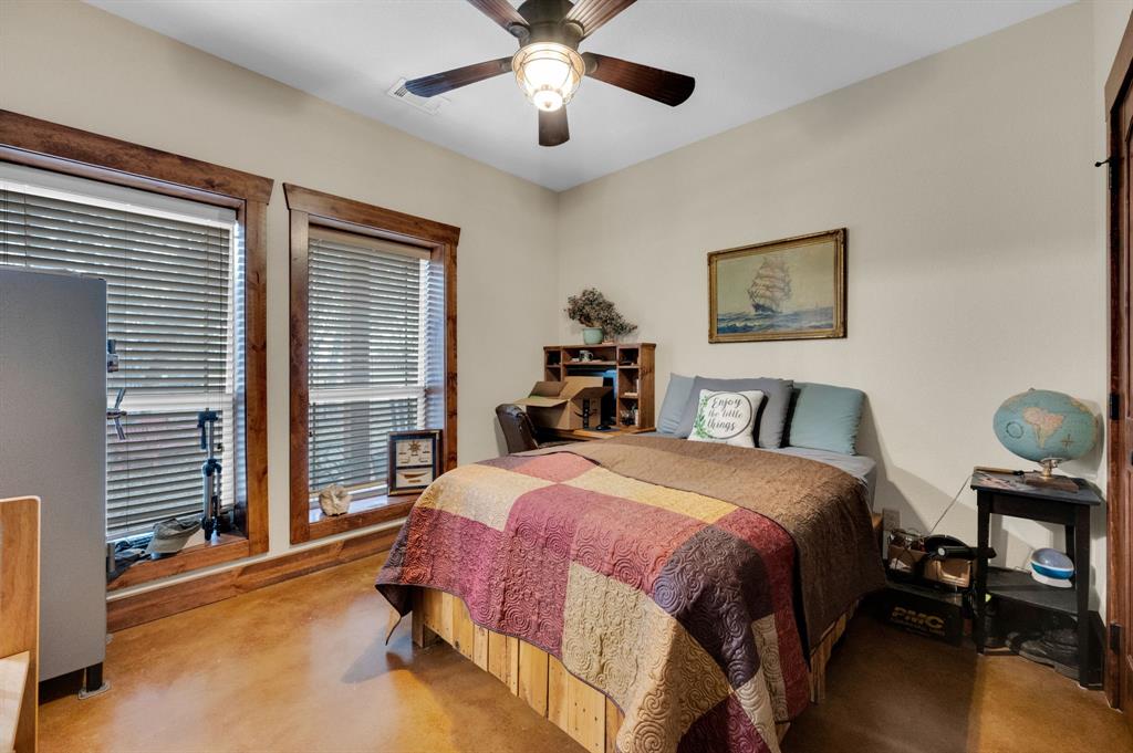 751 Sullivan Road Ennis, TX 75119 - Photo 23 of 38 4th bedroom, with Jack n Jill bath