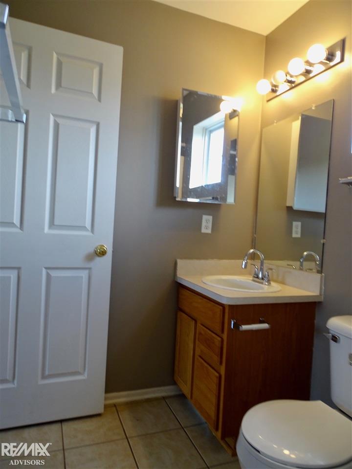 25260 Independence Trail Warren, MI 48089 - Photo 30 of 42