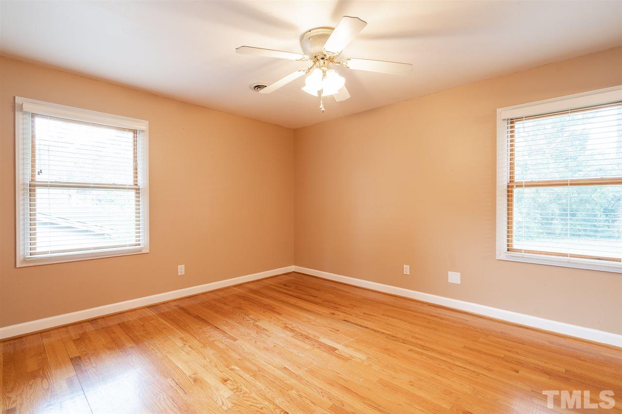 916 Merwin Road Raleigh, NC 27606 - Photo 22 of 29