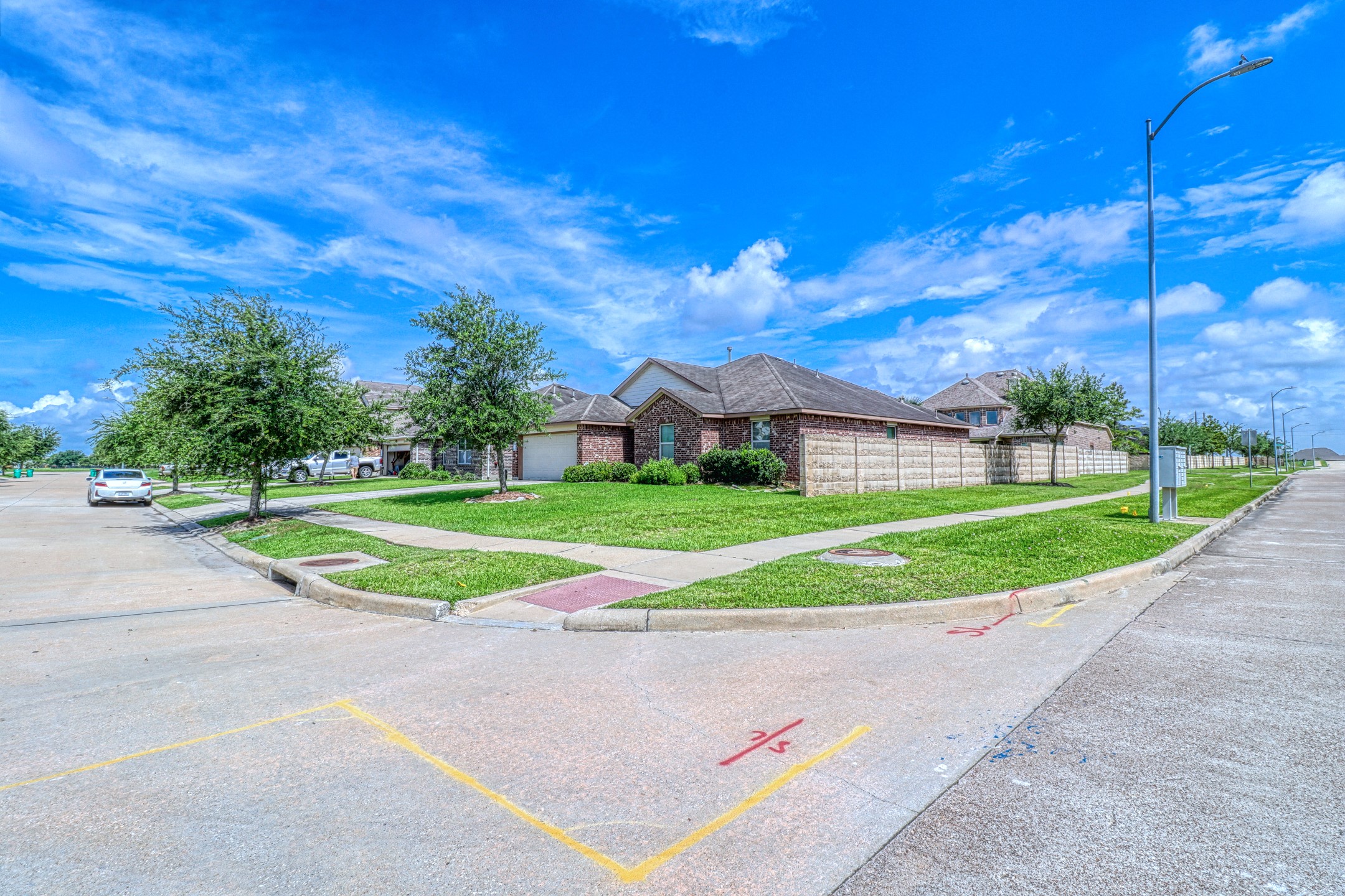 2735 Diamond Vista Lane Rosharon, TX 77583 - Photo 2 of 34