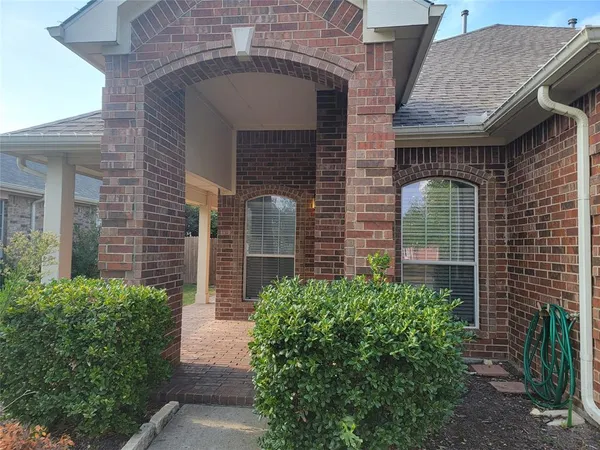 $2,320 | 10212 Red Bluff Lane, Fort Worth, TX 76177
