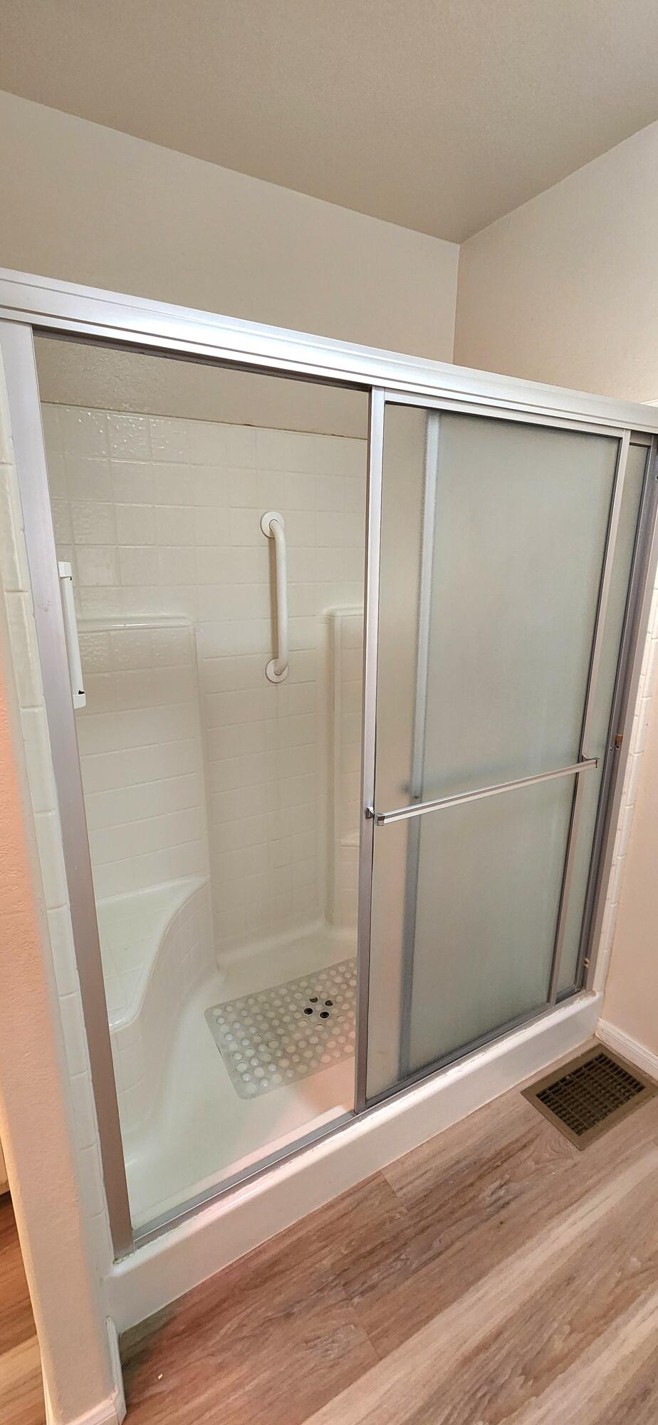 73594 Cabazon Peak Drive Palm Desert, CA 92260 - Photo 12 of 32 Walt in Shower