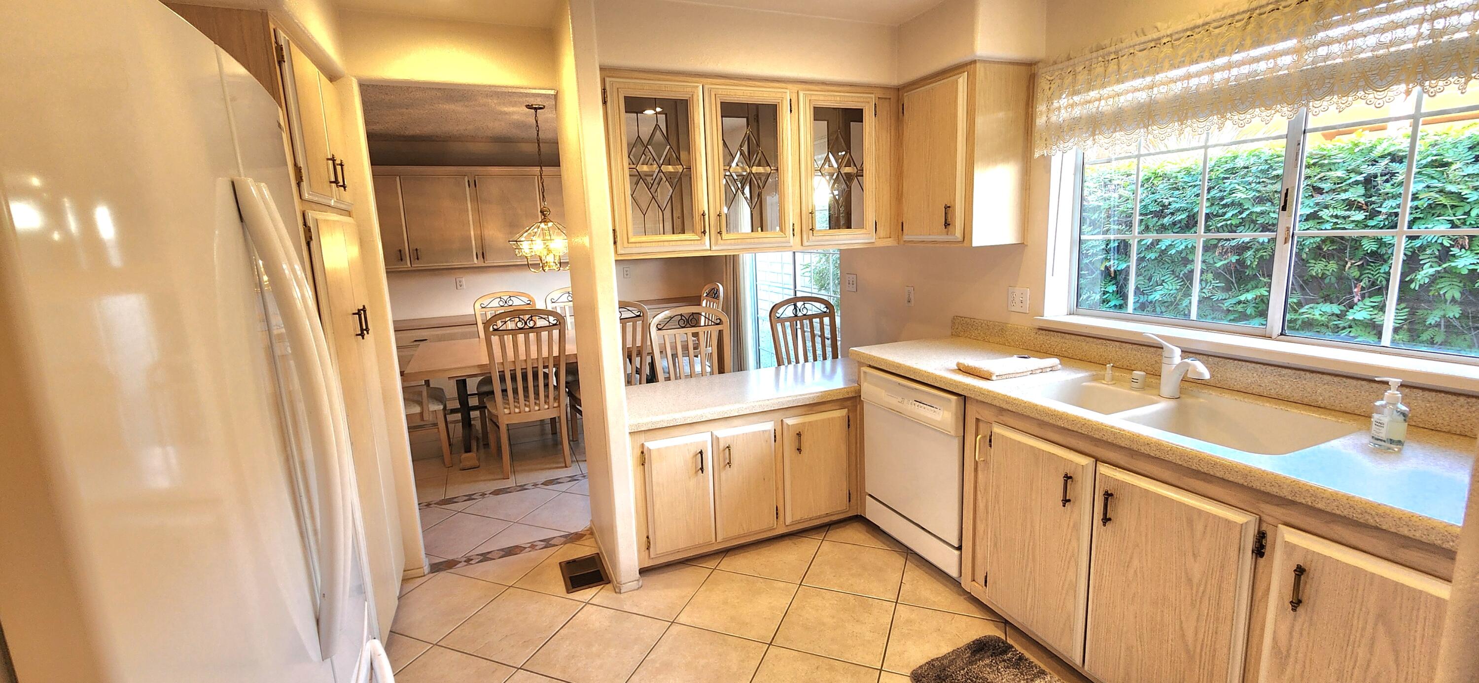 73594 Cabazon Peak Drive Palm Desert, CA 92260 - Photo 6 of 32 Kitchen
