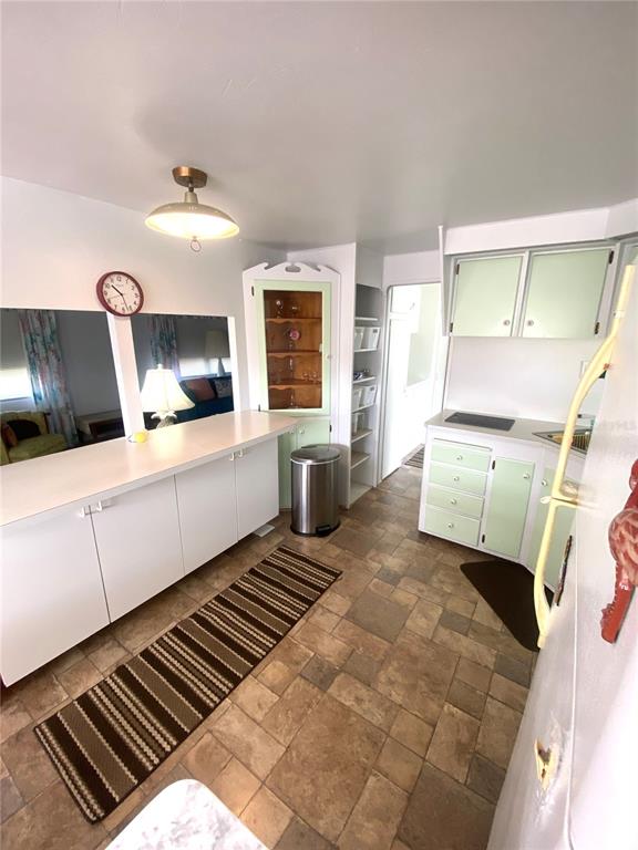 6618 Oregon Street Bradenton, FL 34207 - Photo 23 of 43 a living room with furniture