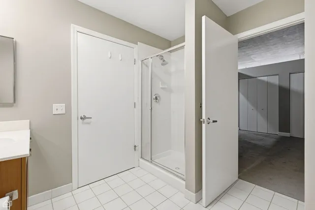 $325,000 | 111 South Morgan Street, Unit 701, Chicago, IL 60607