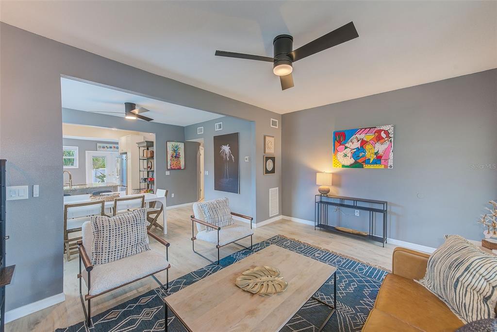 661 Ridge Road Southwest Largo, FL 33770 - Photo 4 of 50 Gallery Image 4