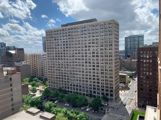 $2,400 | 600 South Dearborn Street, Unit 1412, Chicago, IL 60605