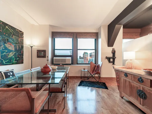 $2,400 | 600 South Dearborn Street, Unit 1412, Chicago, IL 60605