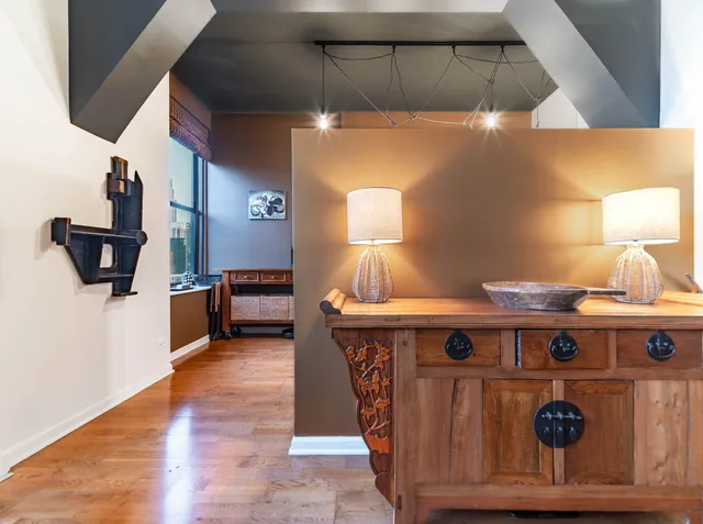 $2,400 | 600 South Dearborn Street, Unit 1412, Chicago, IL 60605