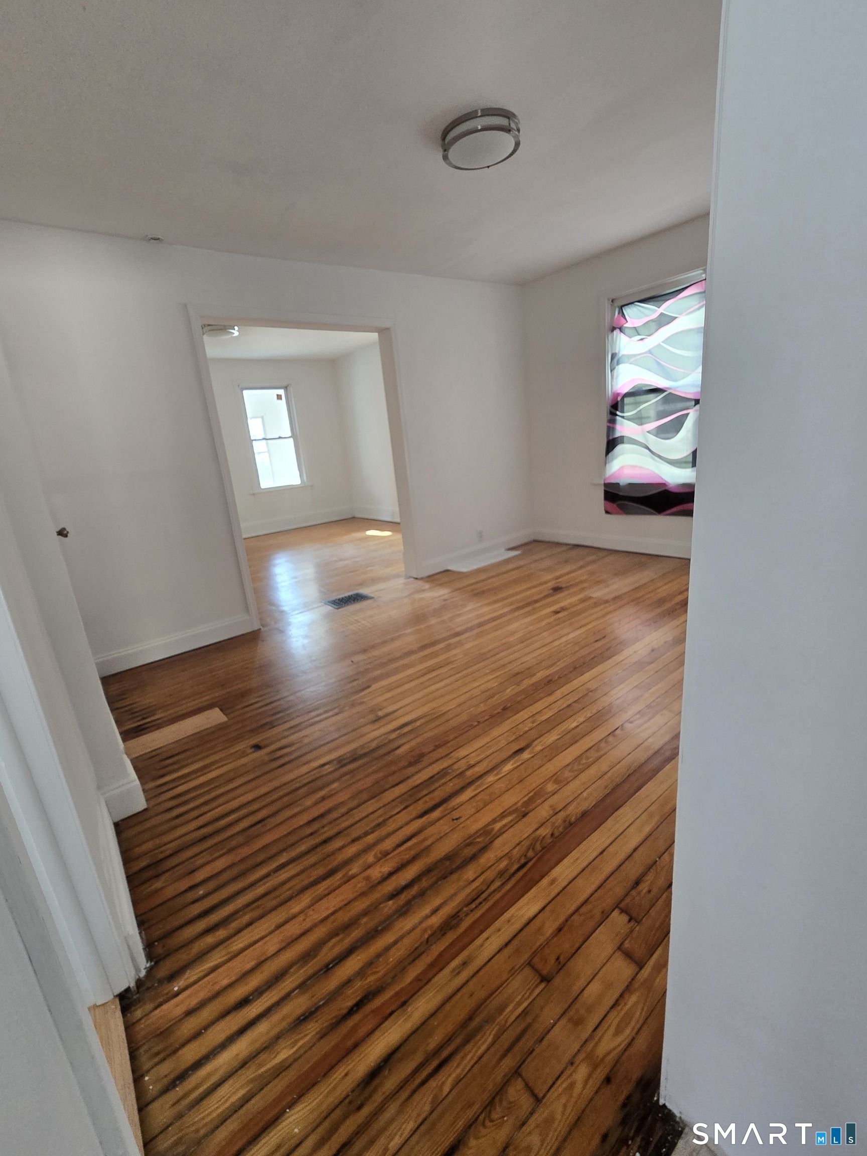 98 Cowles Street Bridgeport, CT 06607 - Photo 8 of 19