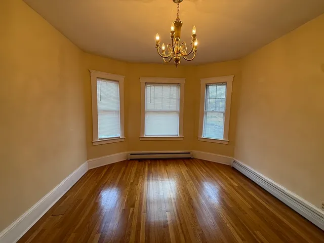 $2,375 | 173 Princeton Boulevard, Unit 1, Lowell, MA 01851