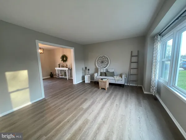 $385,000 | 5 Fenwick Lane, Pennsville, NJ 08070