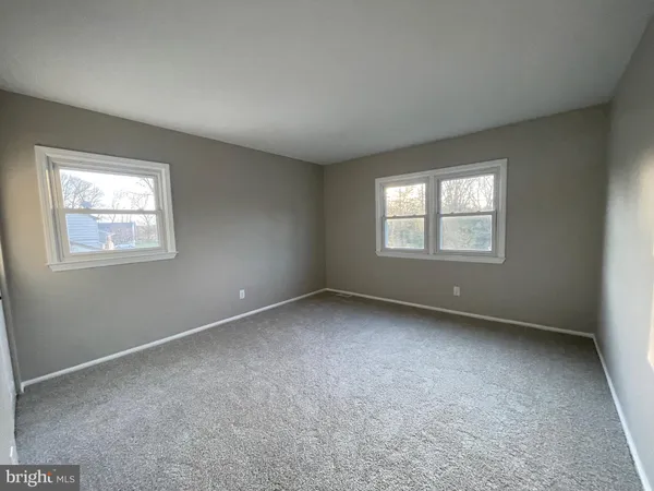 $385,000 | 5 Fenwick Lane, Pennsville, NJ 08070