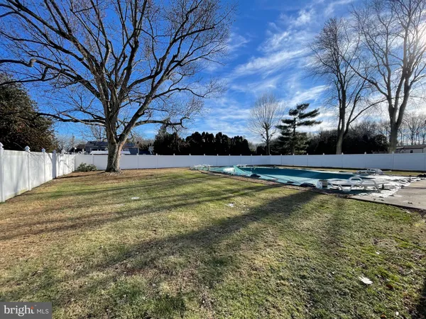 $385,000 | 5 Fenwick Lane, Pennsville, NJ 08070