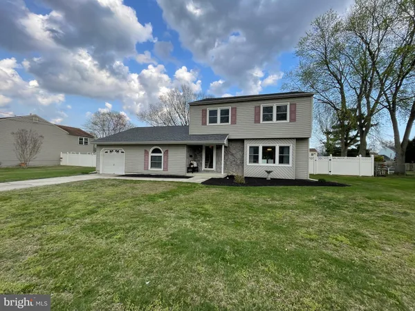 $385,000 | 5 Fenwick Lane, Pennsville, NJ 08070