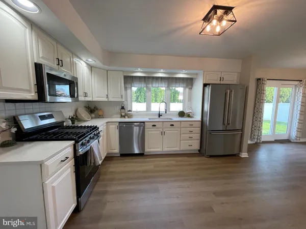 $385,000 | 5 Fenwick Lane, Pennsville, NJ 08070