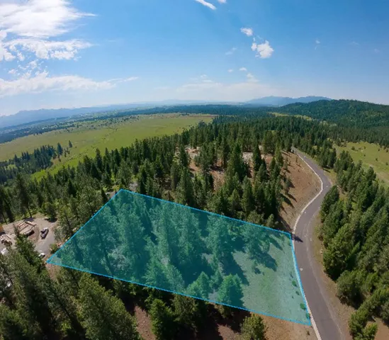 $437,250 | 5614 Lupine Lane, Unit 103, McCall, ID 83638