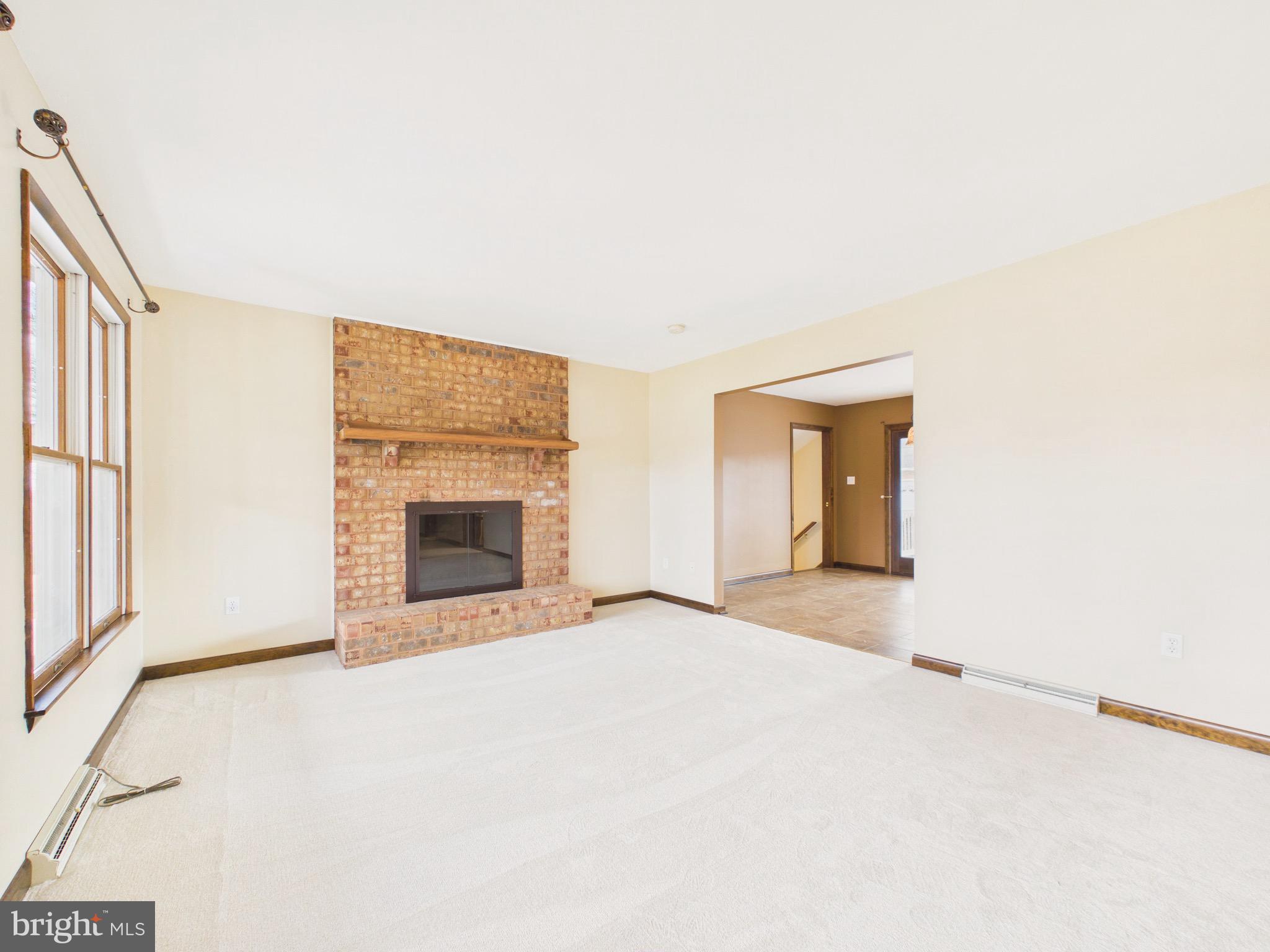 1109 Matamoras Road Halifax, PA 17032 - Photo 12 of 78 Living Room