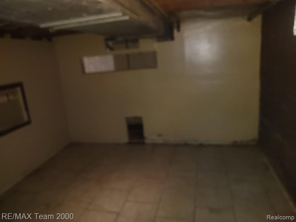 24806 Frisbee Street Detroit, MI 48219 - Photo 24 of 34