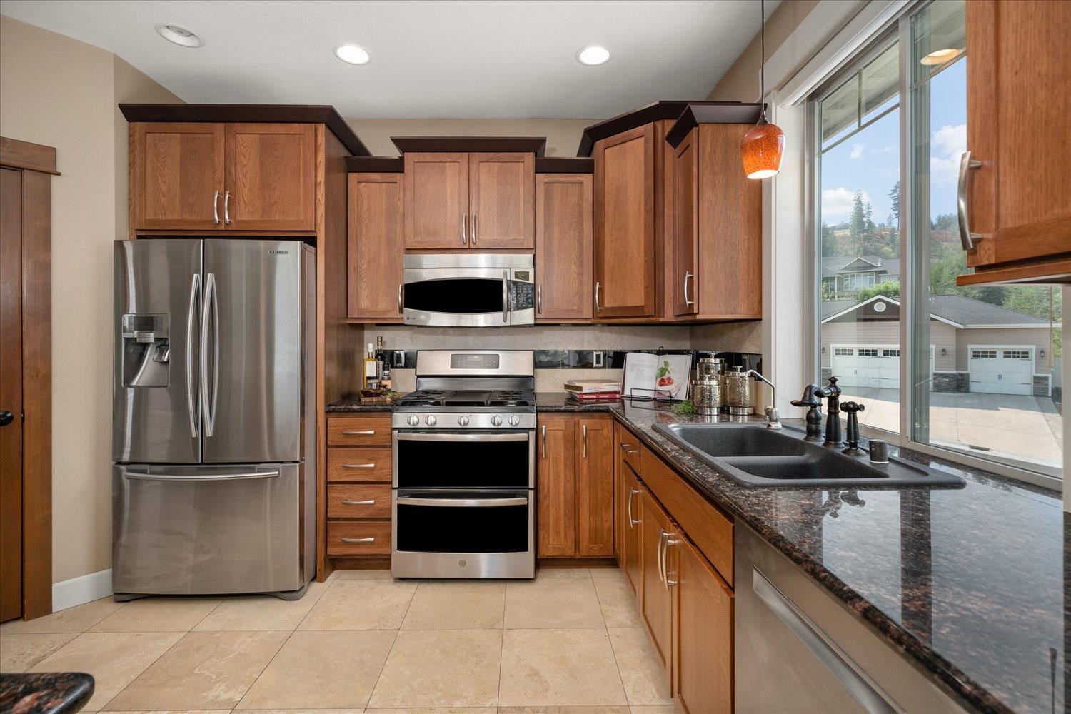 10532 North Edna Lane Spokane, WA 99218 - Photo 17 of 50