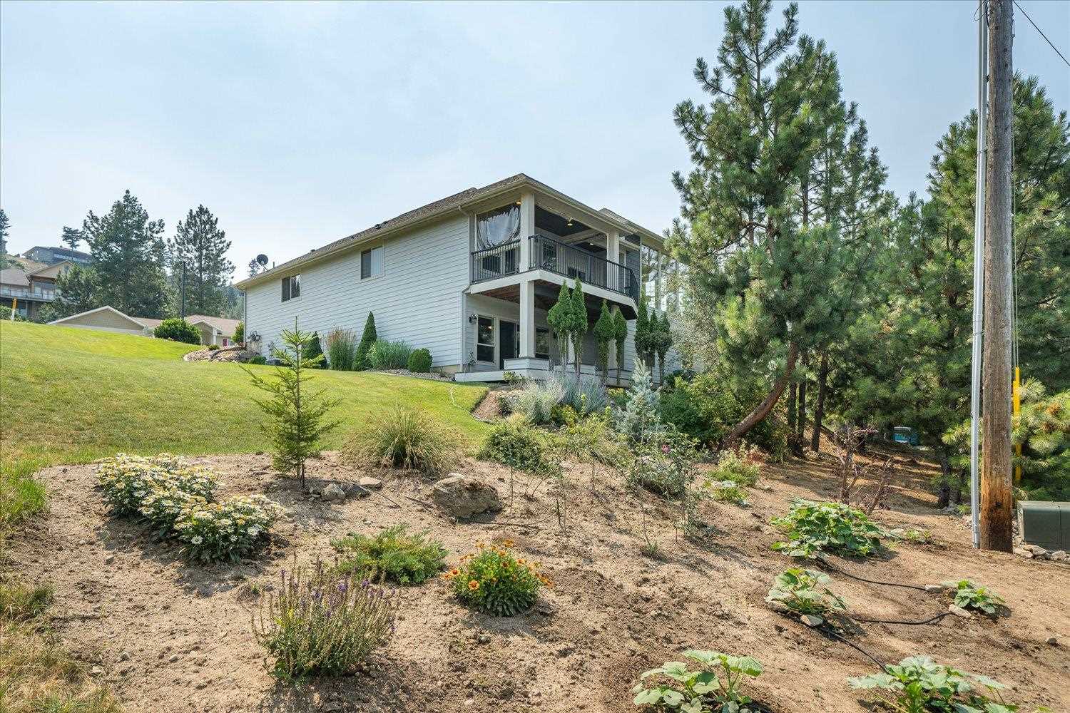 10532 North Edna Lane Spokane, WA 99218 - Photo 38 of 50