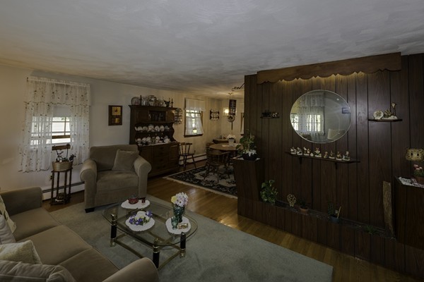 3 Eileen Road Peabody, MA 01960 - Photo 6 of 20 Gallery Image 6