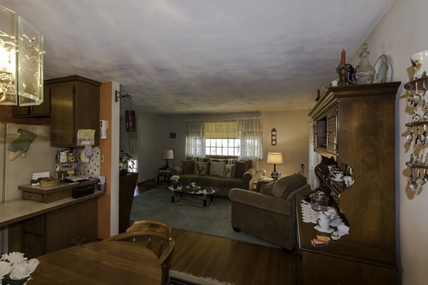 3 Eileen Road Peabody, MA 01960 - Photo 7 of 20 Gallery Image 7
