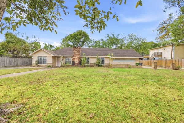 $245,000 | 600 East Whitney Street, Houston, TX 77022