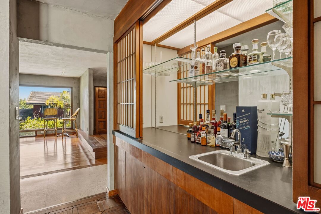 1133 Somera Road Los Angeles, CA 90077 - Photo 18 of 44