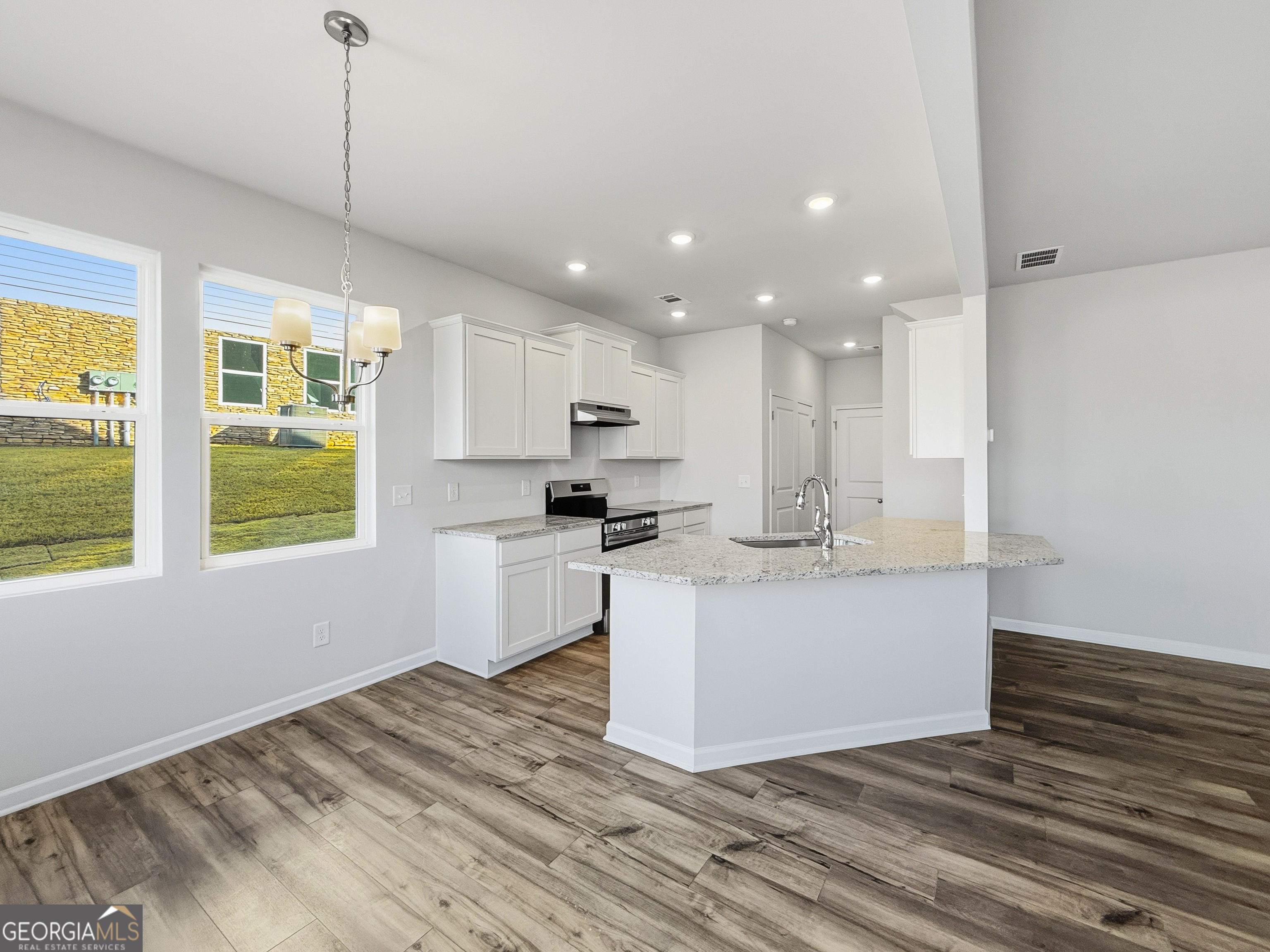 16 Umber Lane Newnan, GA 30263 - Photo 7 of 32