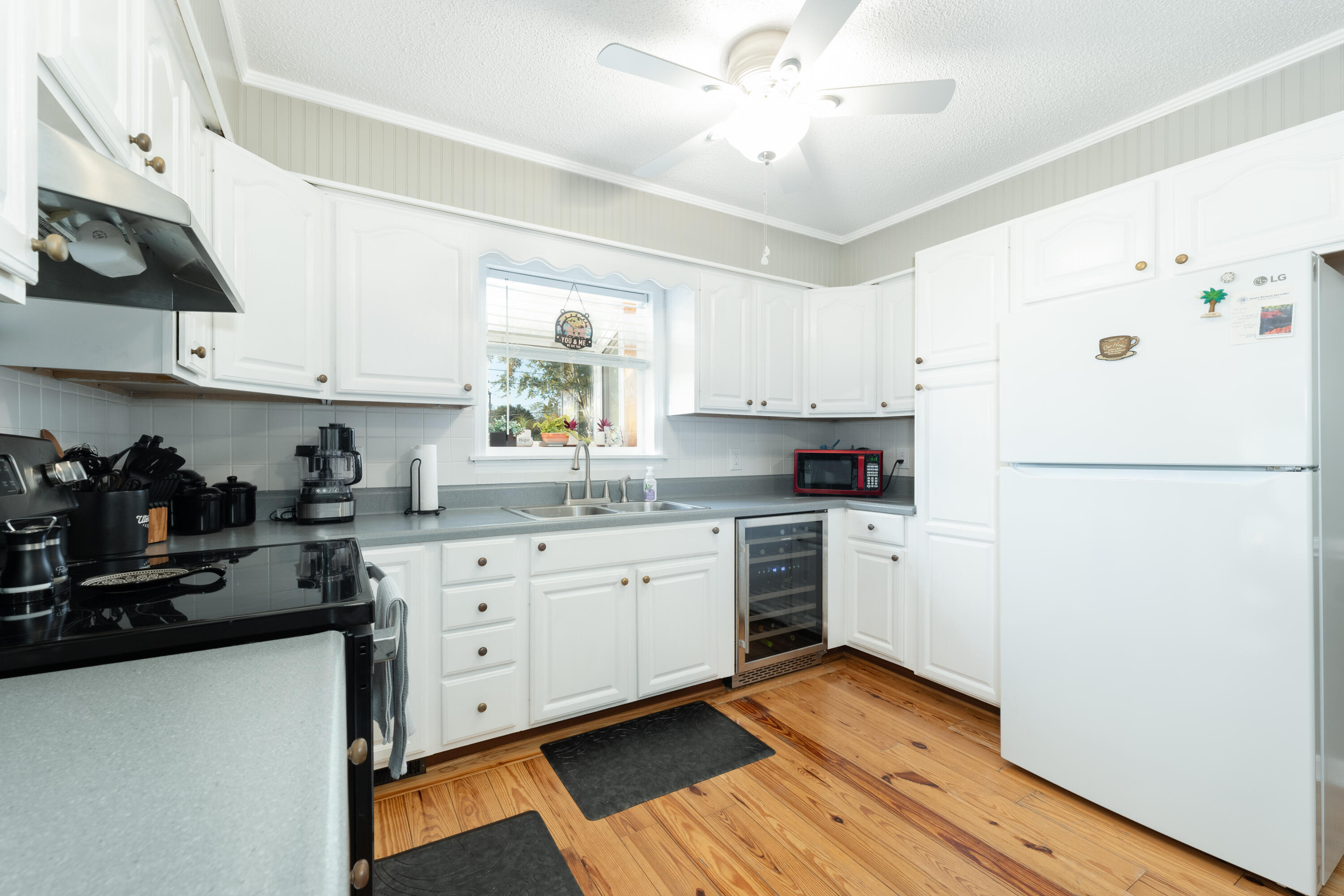 107 State Rd S-8-433 Moncks Corner, SC 29461 - Photo 10 of 38 Kitchen