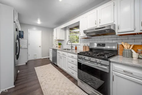 $499,000 | 132 Hudson Hills Road, Pittsboro, NC 27312