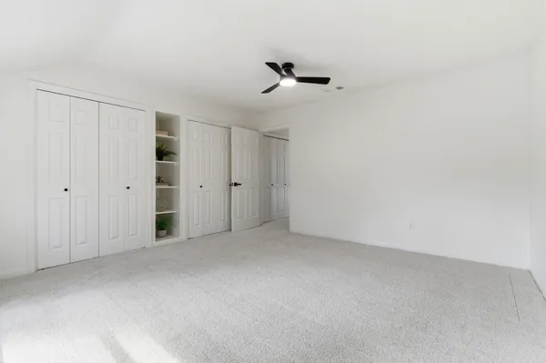$359,500 | 5 Devonshire Drive, Conroe, TX 77304