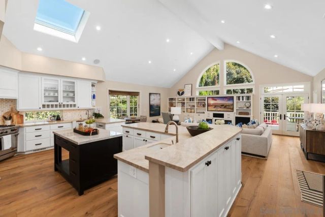 $5,679,000 | 4752 Sun Valley Road, Del Mar, CA 92014