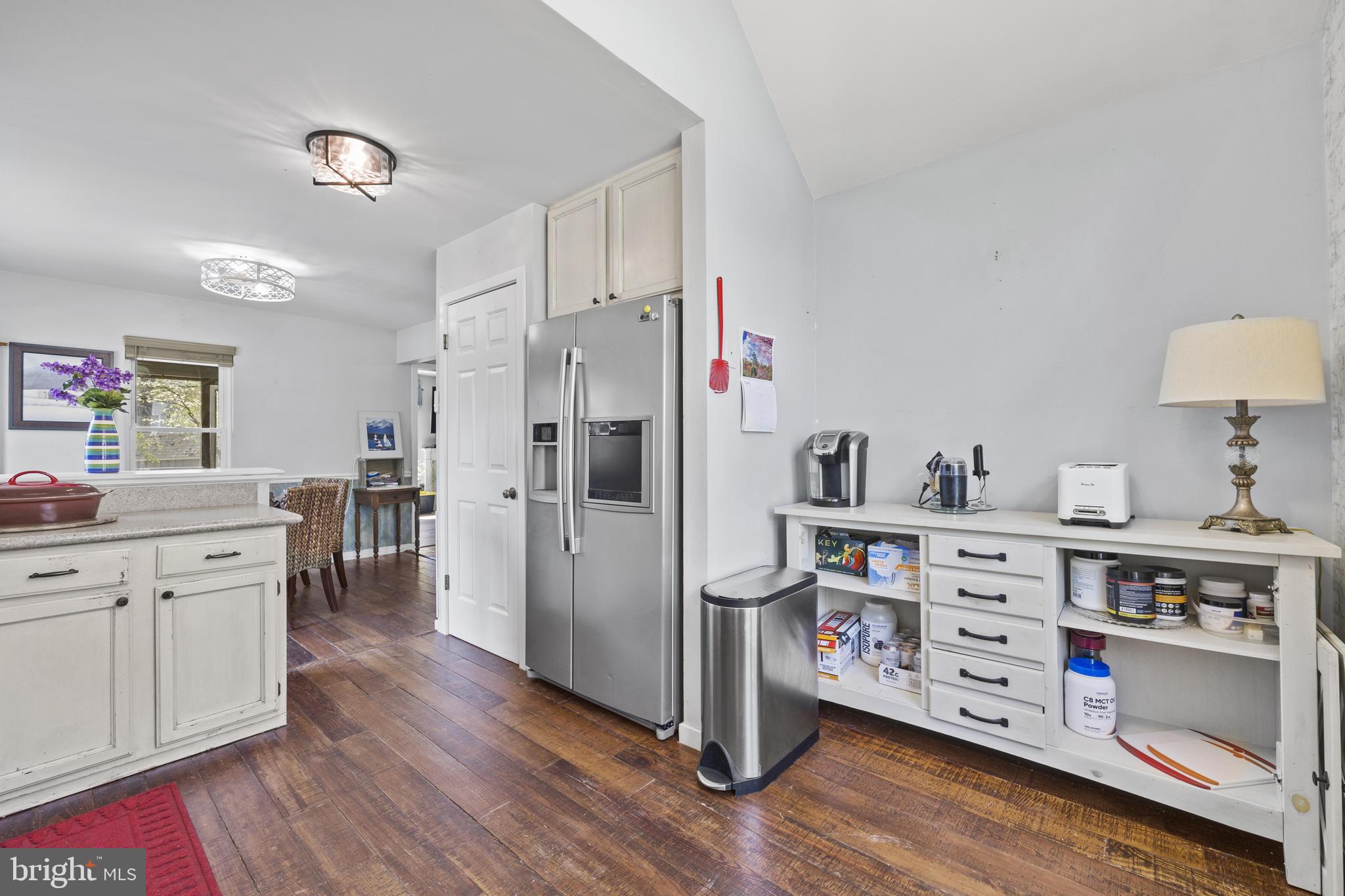 1561 Ritchie Lane Annapolis, MD 21401 - Photo 11 of 66 Bright and inviting kitchen space.