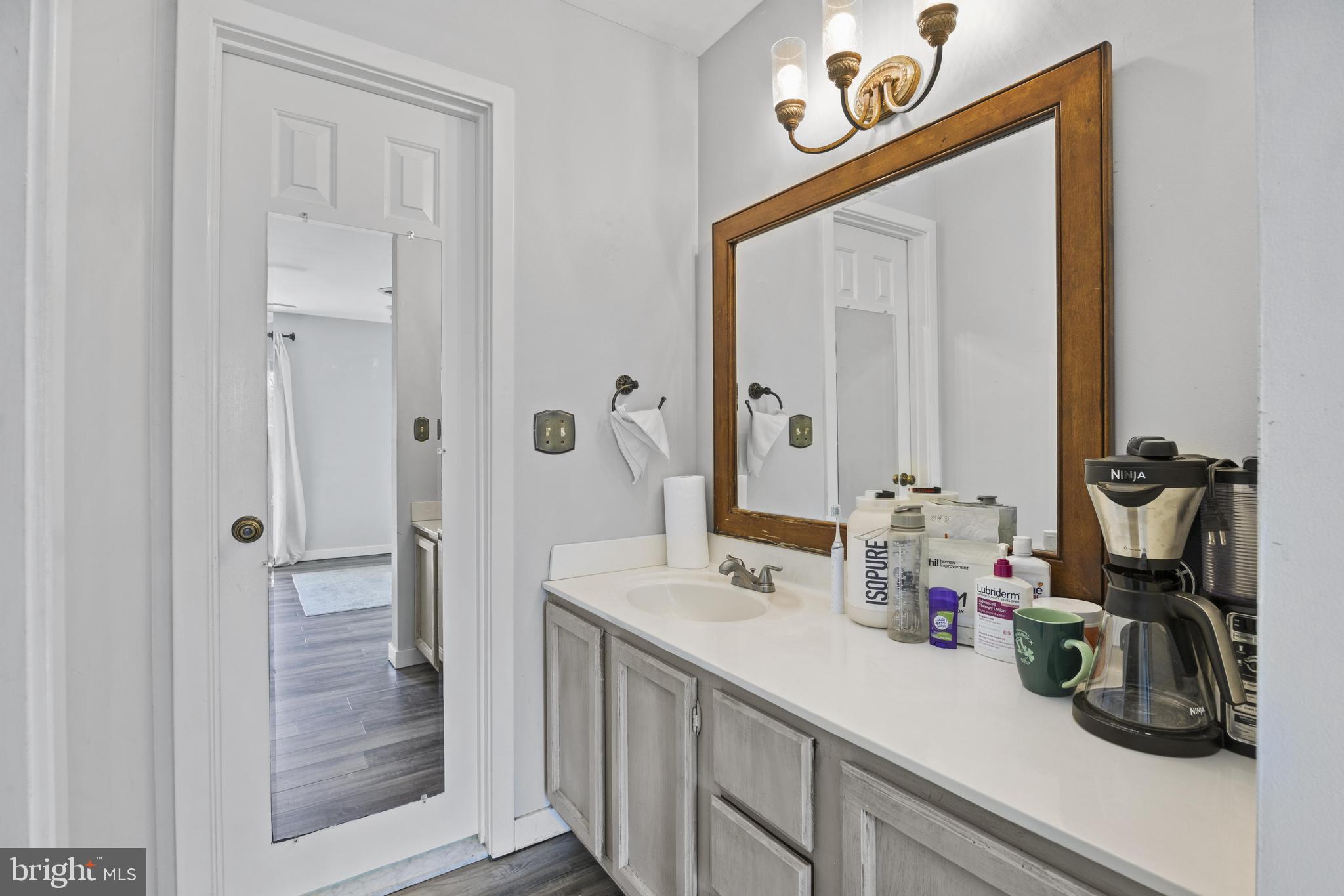 1561 Ritchie Lane Annapolis, MD 21401 - Photo 32 of 66 Bright and inviting bathroom space.