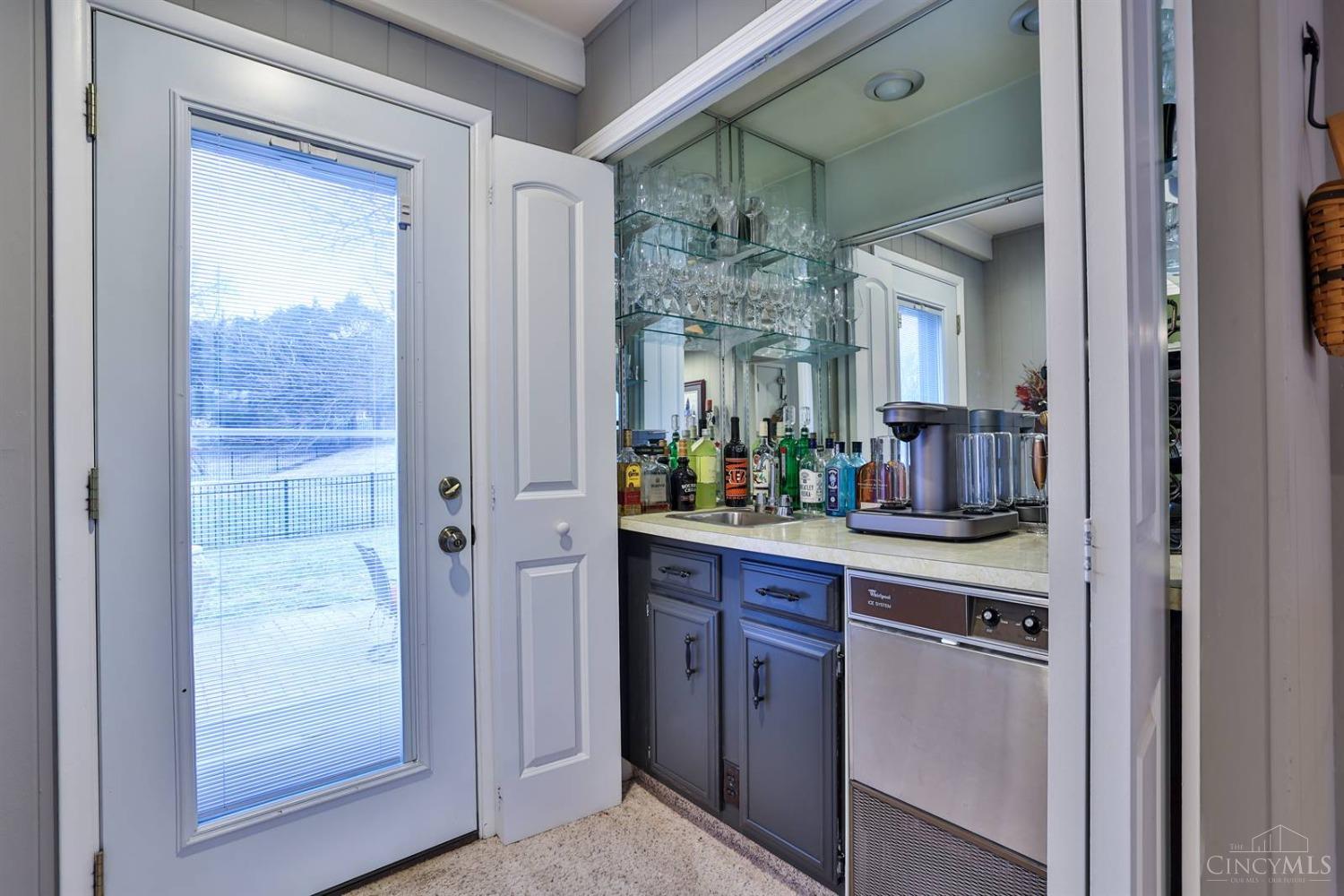 1289 Linneman Road Cincinnati, OH 45238 - Photo 28 of 43 Gallery Image 28