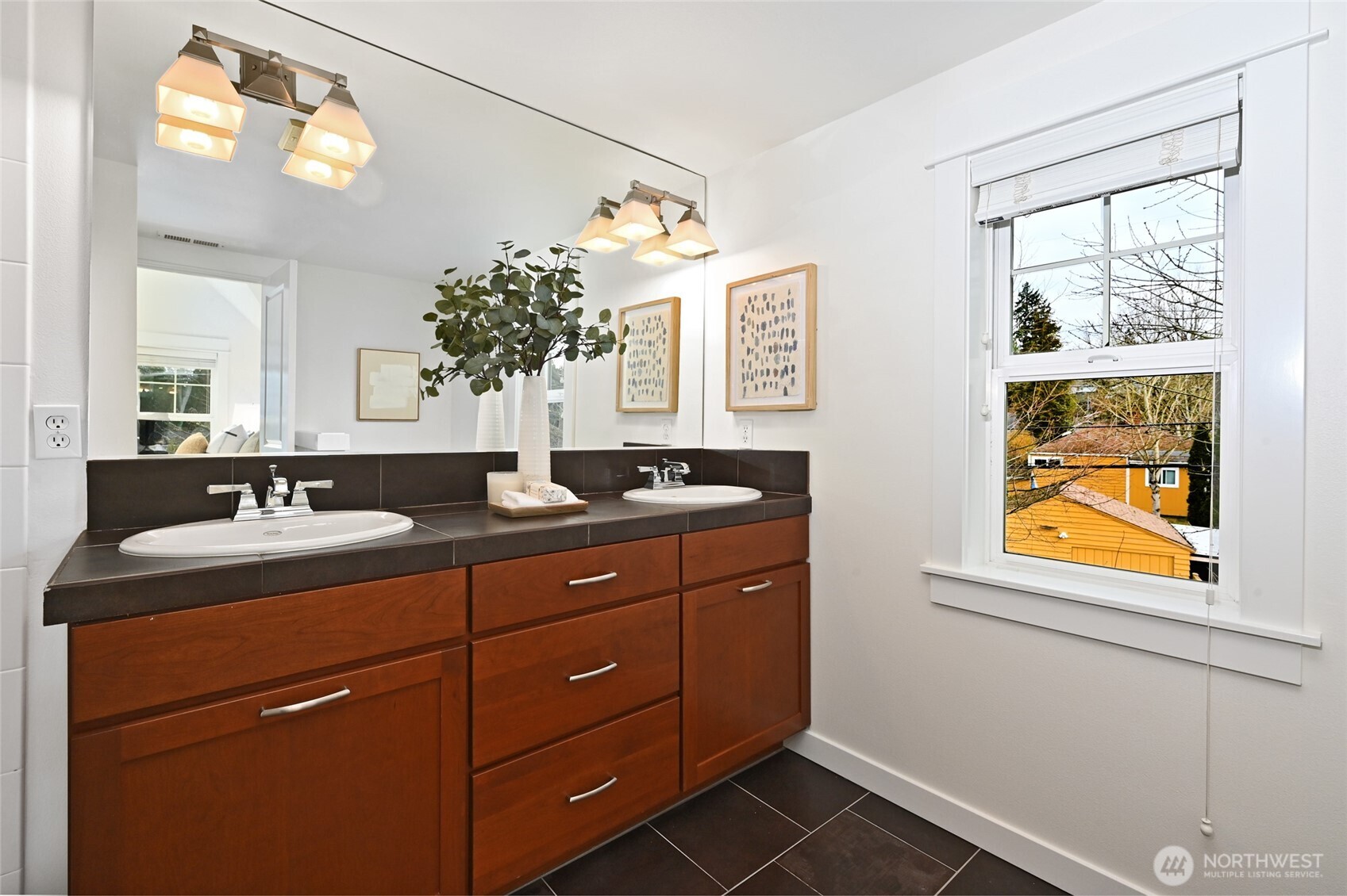 5801 55th Avenue Northeast, Unit A Seattle, WA 98105 - Photo 29 of 40