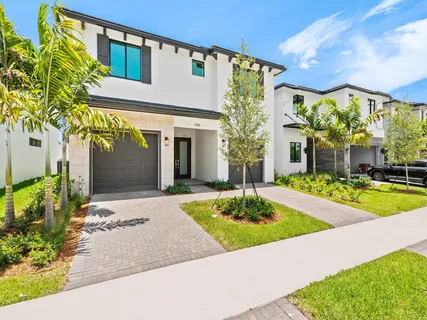 $1,215,000 | 1446 Southwest 23rd Street, Fort Lauderdale, FL 33315